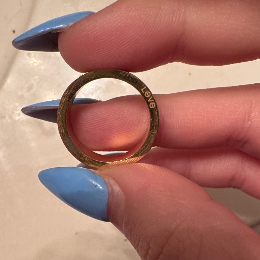 Gold Screw Motif Band Ring - Women Jewelry Doesn’t tarnish - Picture 2 of 8